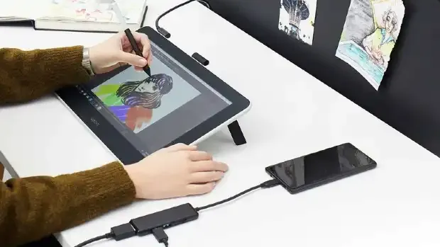 Wacom tablet connected to phone