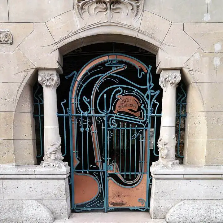 Entrance door to Castel Béranger, a major art nouveau work by Hector Guimard (1898)