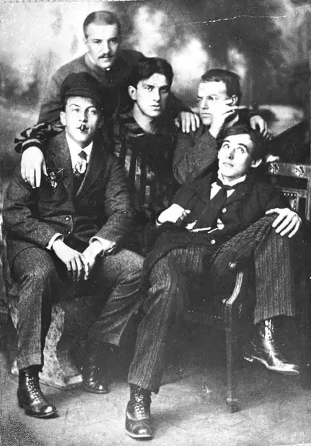 Group photograph of several Russian Futurists